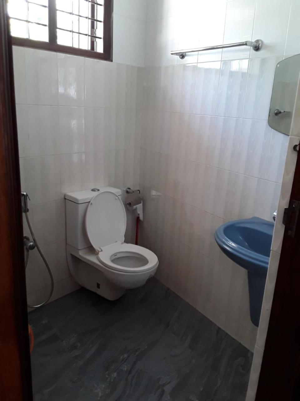 Moksha Homestay Thiruvananthapuram Bagian luar foto