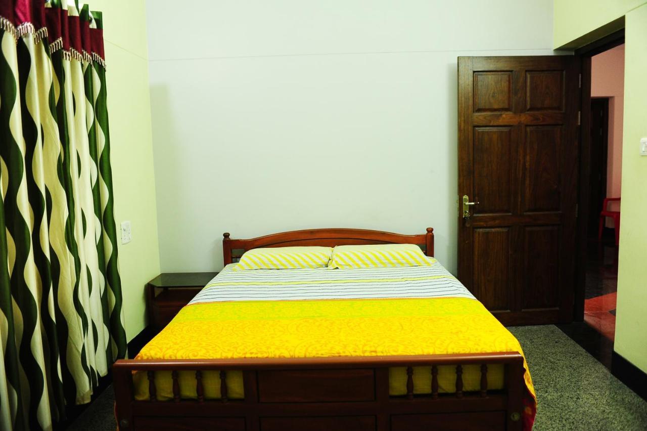 Moksha Homestay Thiruvananthapuram Bagian luar foto
