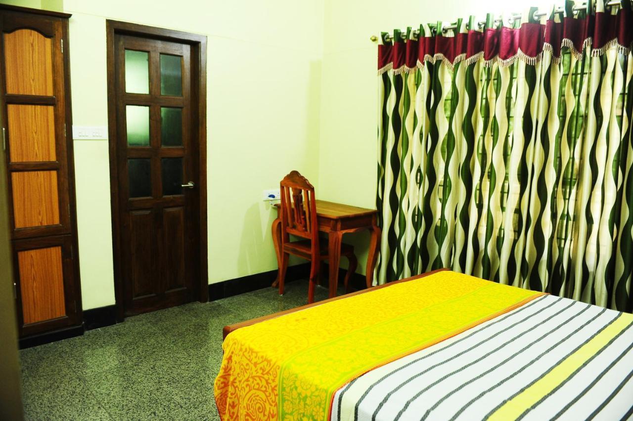 Moksha Homestay Thiruvananthapuram Bagian luar foto